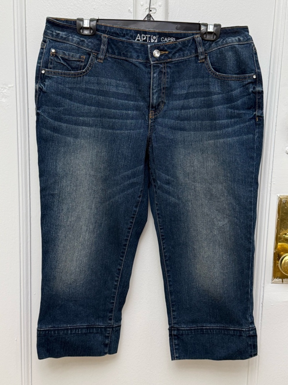 Apt. 9 Dark Blue Capri Jeans Size 16P